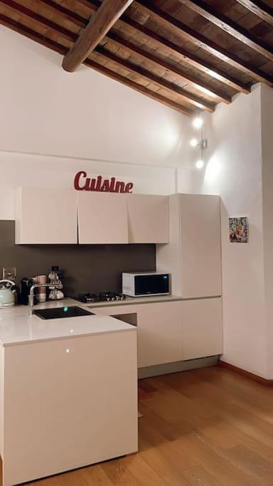 Romantic Apartment In Floransa Dış mekan fotoğraf